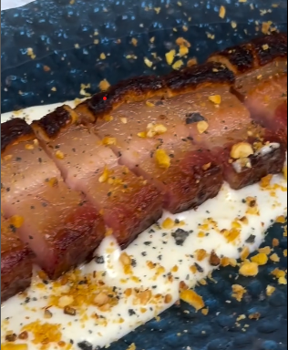 el mejor torrezno cerca del hotel westin en valencia - torreznos con kikos